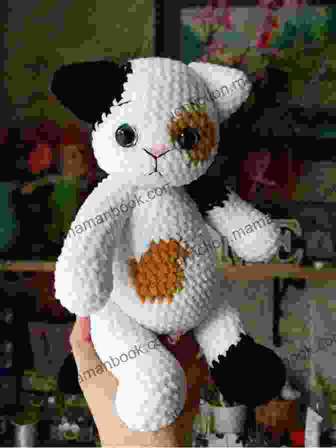 A Close Up Of Henry The Knit Animal Friend, A Cute And Cuddly Cat Made From High Quality Yarn. Knit Animal Friends O Henry